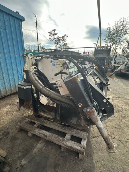 Simex T450 Trencher, sapator de santuri