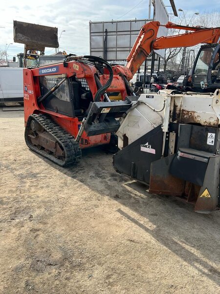 Simex T450 Trencher, sapator de santuri